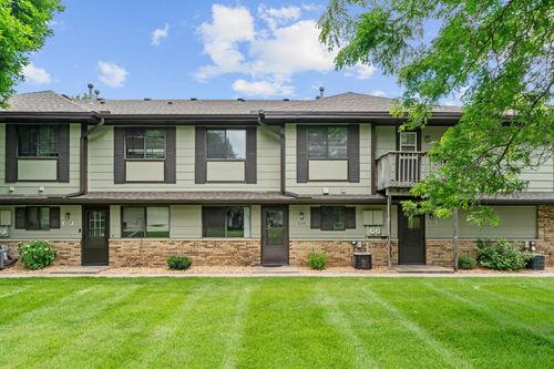 13359 Zenith Ln, Eden Prairie, MN, 55346-3258 | Card Image