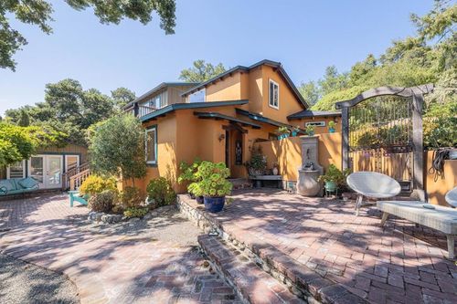 8543 Carmel Valley Rd, Carmel, CA, 93923-9539 | Card Image
