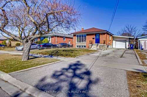 17 Electro Rd, Scarborough, ON, M1R2A6 | Card Image