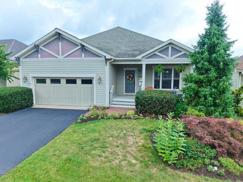 3840 Fairway View Dr, Riner, VA, 24149 | Card Image