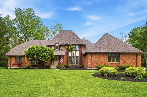 5780 Walnut Wood Way, Dayton, OH, 45415-2669 | Card Image