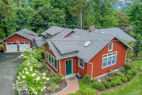 4 Carlann Ln, Valley Cottage, NY, 10989-1408 | Card Image