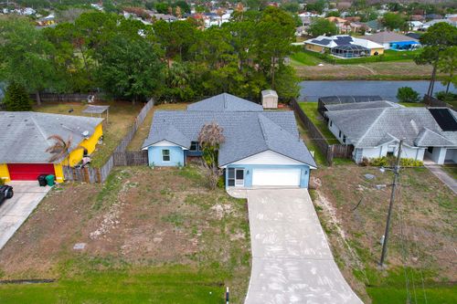 817 Nw Archer Ave, Port Saint Lucie, FL, 34983-8320 | Card Image