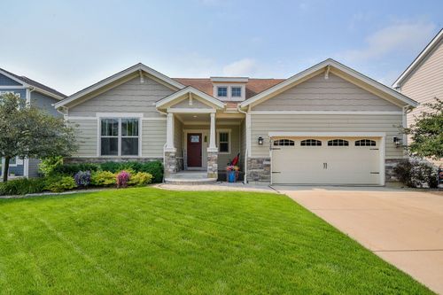 3529 Gallant Fox Dr, Elgin, IL, 60124-5702 | Card Image