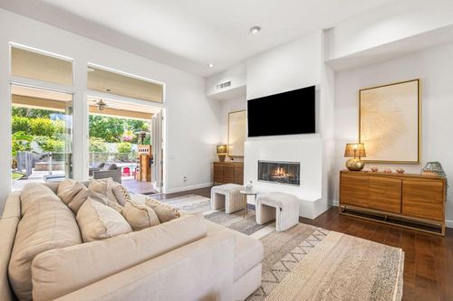 19 Sherwood Rd, Rancho Mirage, CA, 92270-1648 | Card Image