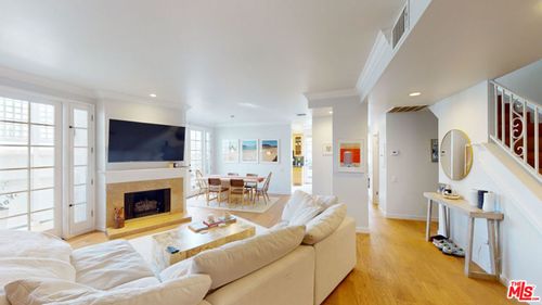 10-1037 16th St, Santa Monica, CA, 90402 | Card Image