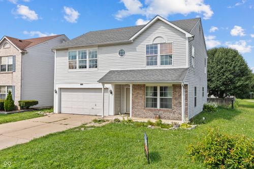 8408 Dahlgren Ln, Indianapolis, IN, 46227-9619 | Card Image