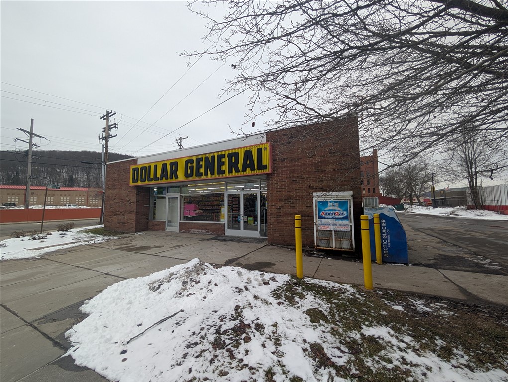 Commercial Sale in Bradford City