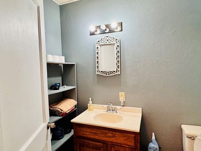 404 N Gillis St, House other with 3 bedrooms, 1 bathrooms and null parking in Fort Stockton TX | Image 14