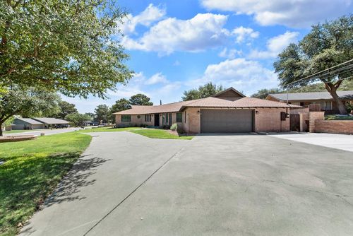 700 Highland Dr, Big Spring, TX, 79720-6612 | Card Image