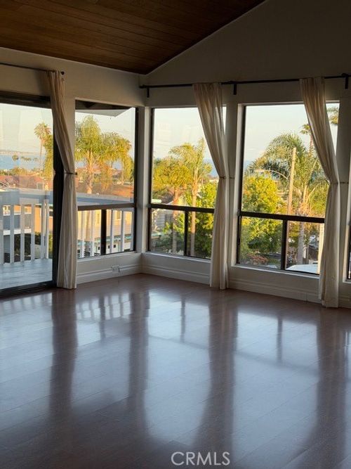b-33841 Diana Dr, Dana Point, CA, 92629-2313 | Card Image