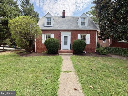 2811 Valley Dr, ALEXANDRIA, VA, 22302-2427 | Card Image