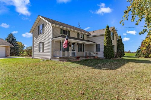 W5689 County Rd W, Adell, WI, 53001-1124 | Card Image