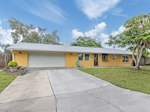 990 Florence Street, NOKOMIS, FL, 34275 | Card Image