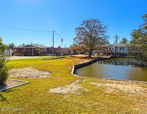 1556 Farrow Fork Rd, Engelhard, NC, 27824-9584 | Card Image