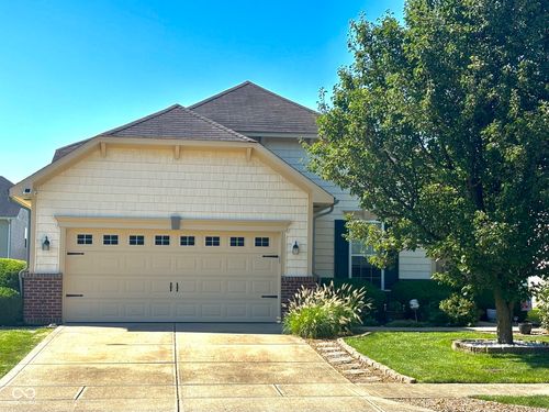 8031 Cole Wood Blvd, Indianapolis, IN, 46239-8618 | Card Image