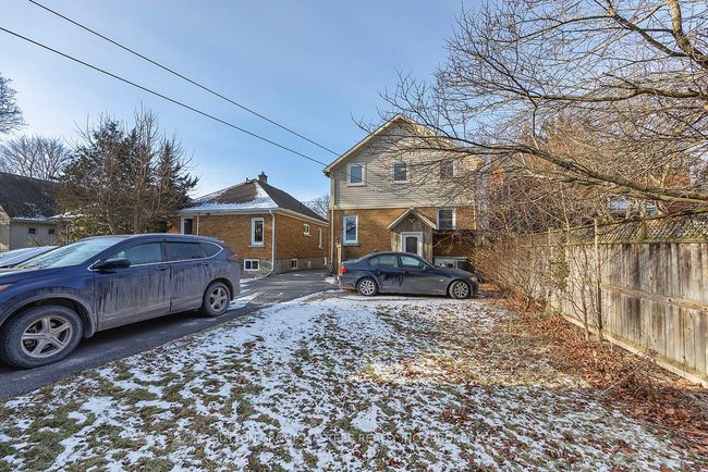 21 Alwington Ave, House other with 5 bedrooms, 2 bathrooms and 4 parking in Kingston ON | Image 33
