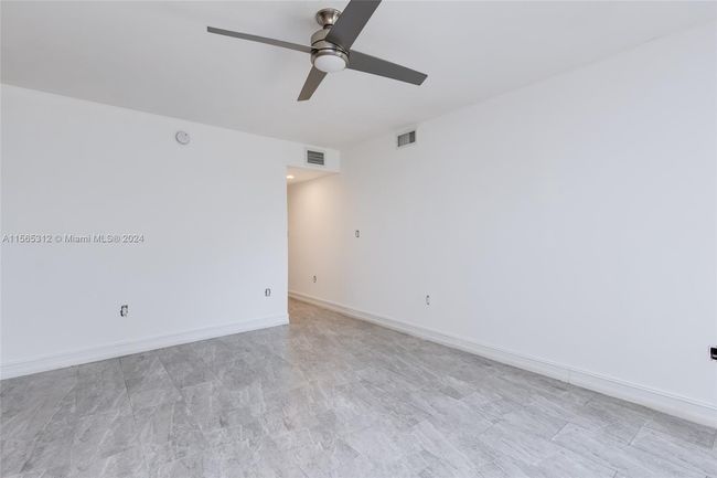 APT-2D - 1460 Sheridan St, Condo with 2 bedrooms, 2 bathrooms and null parking in Hollywood FL | Image 9