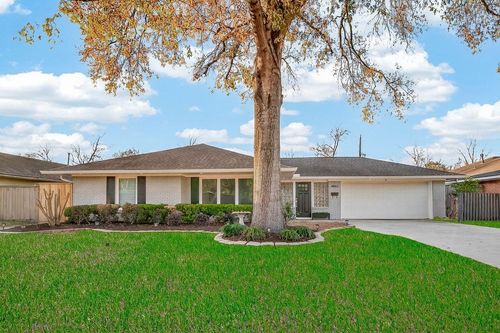 4862 Creekbend Dr, Houston, TX, 77035-4932 | Card Image