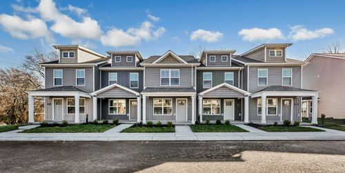 107 Quarry Point Dr, Clarksville, TN, 37043-3368 | Card Image