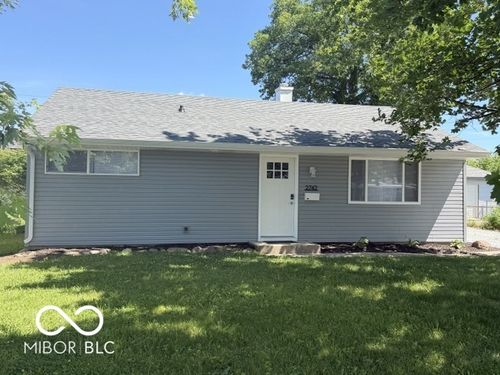 2742 W 18th St, Anderson, IN, 46011-4027 | Card Image
