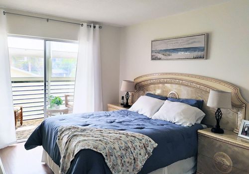 206-2562 Garden Dr N, Lake Worth, FL, 33461-2205 | Card Image
