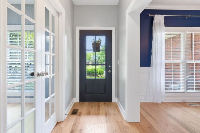 View Toward Front Door | Image 4