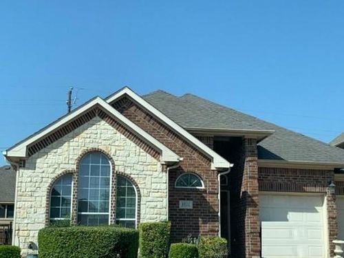 1822 Masters Dr, Desoto, TX, 75115-2137 | Card Image