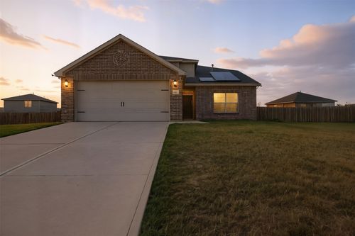 313 Drew Ct, Ferris, TX, 75125-1240 | Card Image