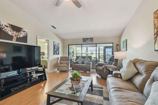 7923 Radcliffe Cir, House other with 2 bedrooms, 2 bathrooms and null parking in PORT RICHEY FL | Image 15