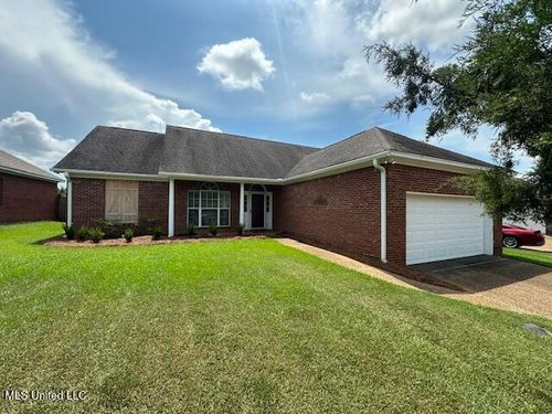 415 Patrick Farms Dr, Pearl, MS, 39208-9423 | Card Image