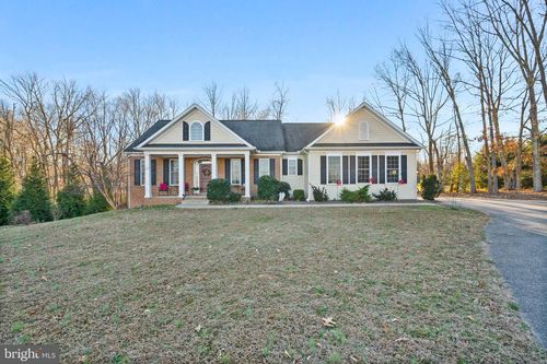 5823 Allerdale Ct, HUGHESVILLE, MD, 20637-3169 | Card Image