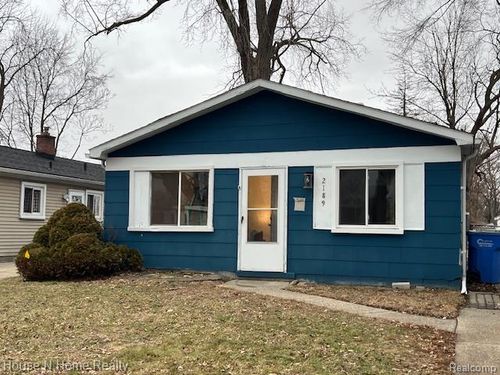 2189 Jarvis Ave, Warren, MI, 48091-2116 | Card Image