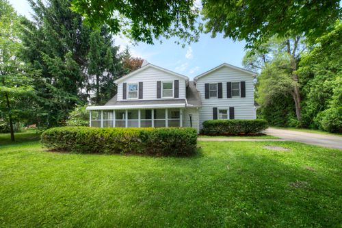 15601 Park Ln, Plymouth, MI, 48170-4806 | Card Image