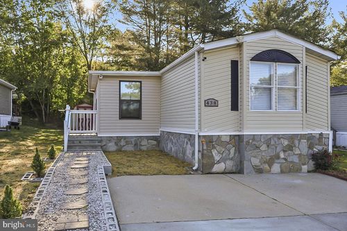 438 Sarah Anne Dr, LOTHIAN, MD, 20711-2422 | Card Image