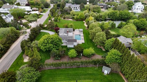 4 Stillwaters Lane, Southampton, NY, 11978 | Card Image