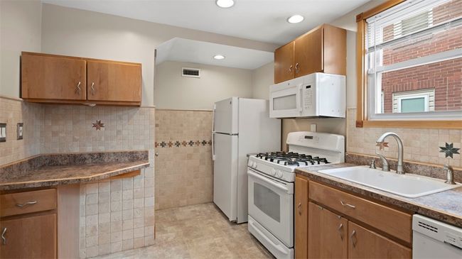 2830 Castlegate Ave, House other with 3 bedrooms, 2 bathrooms and 3 parking in Brookline PA | Image 18