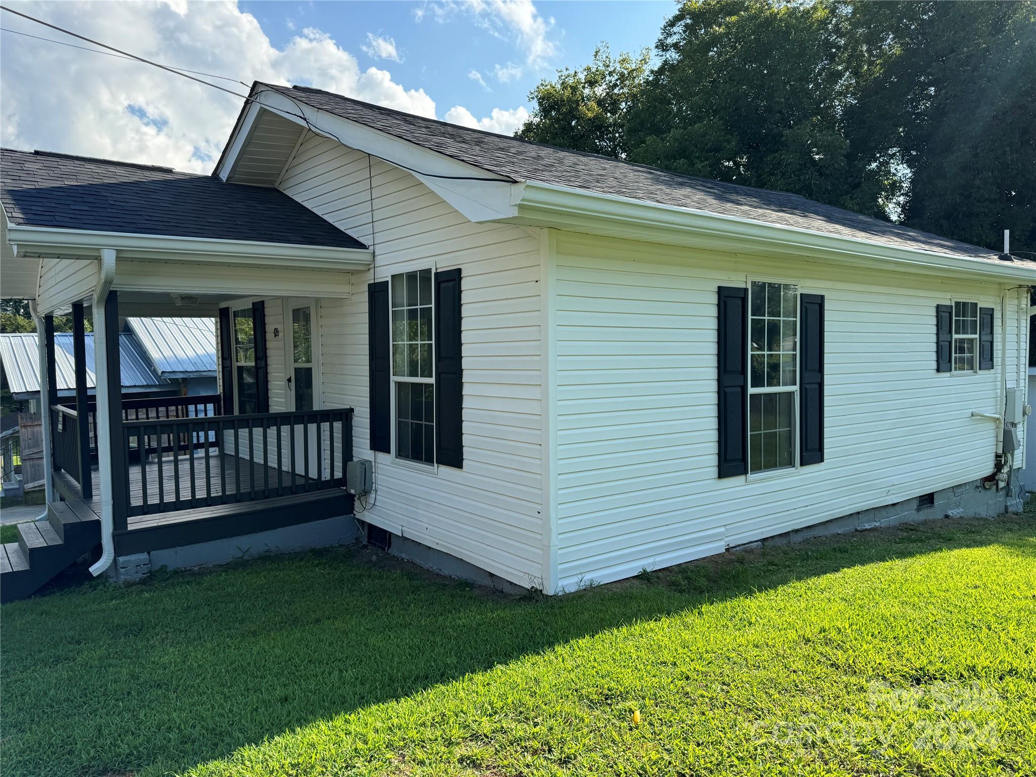 Lincoln St, Albemarle, NC 28001