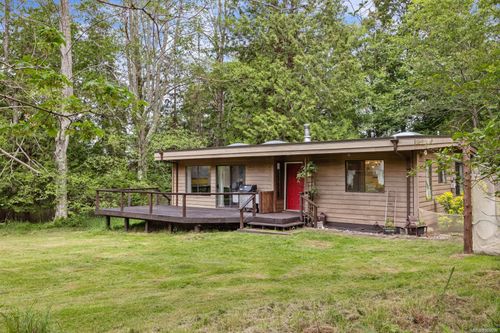 1100 Mount Rd, Hornby Island, BC, V0R1Z0 | Card Image
