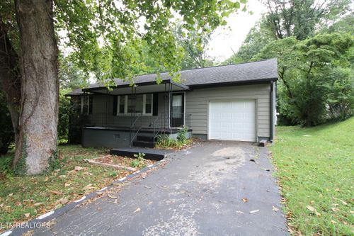 624 Milligan St, Knoxville, TN, 37914-4403 | Card Image