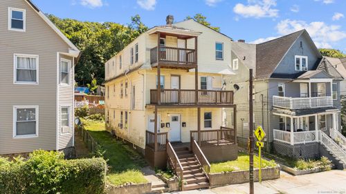 278 Willow St, Waterbury, CT, 06710-1903 | Card Image
