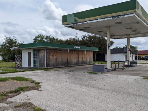 118 S Cameron St, Alice, TX, 78332 | Card Image