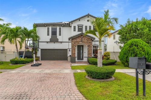 16125 Sw 65th Ln, Miami, FL, 33193-4497 | Card Image