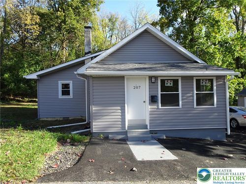 207 Sleepy Hollow Rd, BATH, PA, 18014-1703 | Card Image