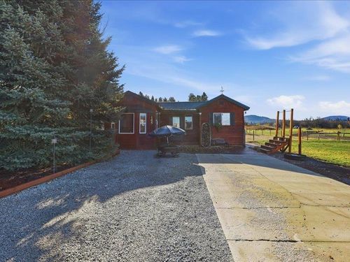 145 Guinevere Dr, Usk, WA, 99180-9128 | Card Image