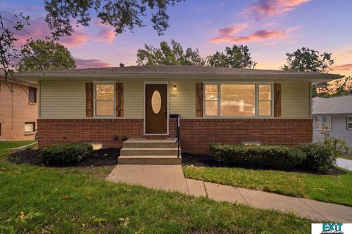 840 S 45th St, Lincoln, NE, 68510-3705 | Card Image