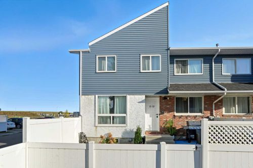 59-4769 Hubalta Road Se, Calgary, AB, T2B2N6 | Card Image