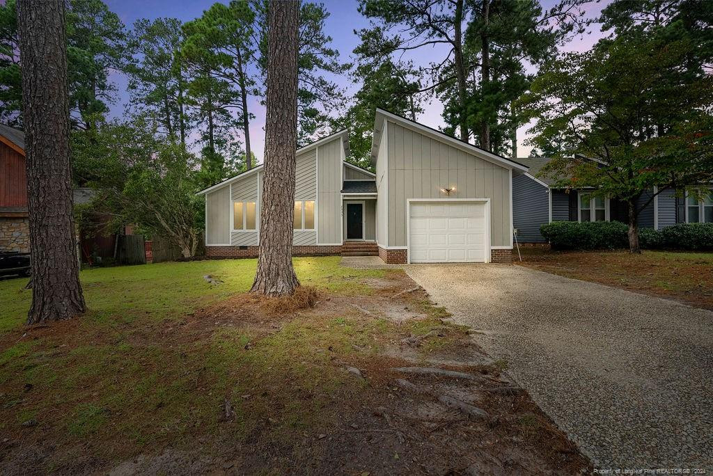 Hastings Dr, Fayetteville, NC 28311