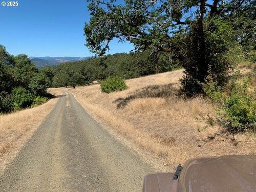 0 Ne Barager Ave, Roseburg, OR, 97470 | Card Image