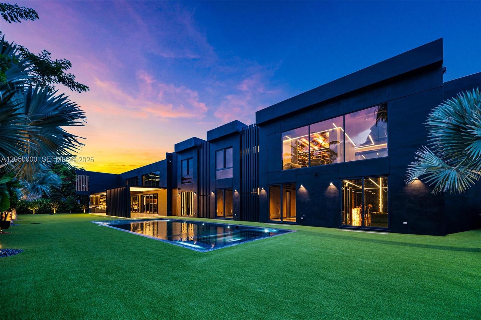 Residential in Pinecrest 3